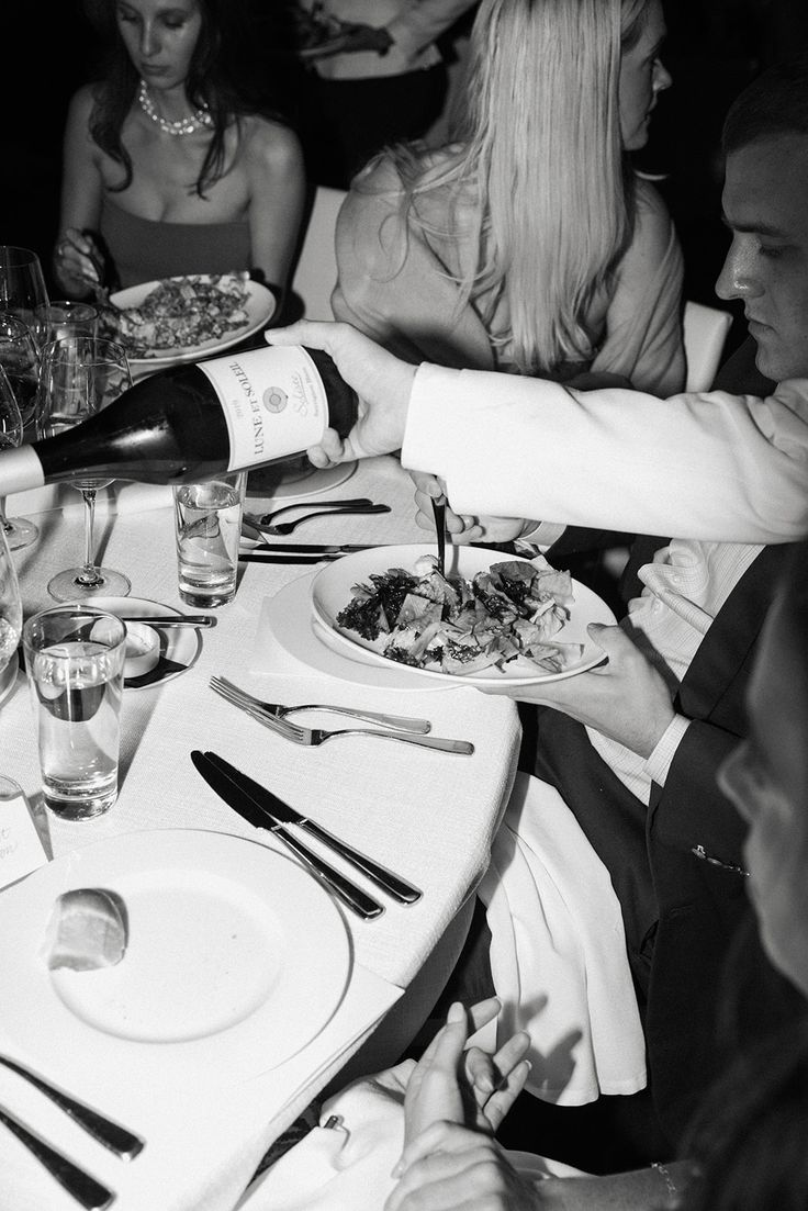 Uncover Vienna members sharing an intimate dinner